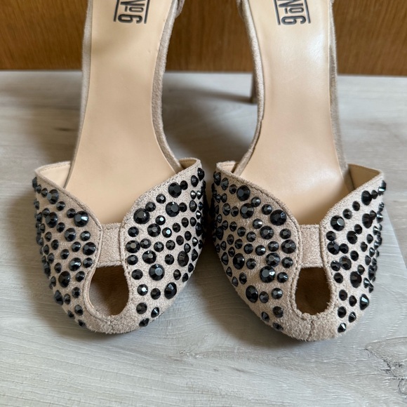 MIX NO. 6 • Stilettos - Size 7.5 - Picture 7 of 16